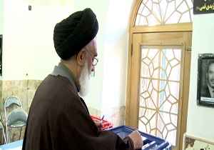 مردم افراد صالح را به مجلس بفرستند/ مجلس ریل گذار نظام است