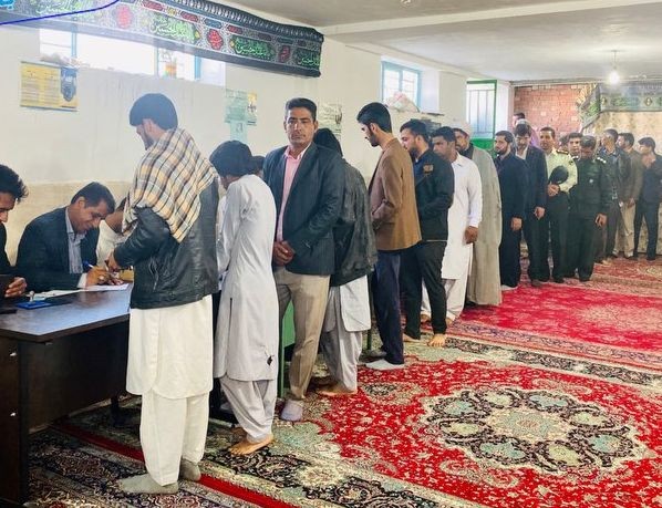 یازدهمین دوره انتخابات مجلس شورای اسلامی در شهرستانهای کرمان+ تصاویر یازدهمین دوره انتخابات مجلس شورای اسلامی در شهرستانهای کرمان+ تصاویر