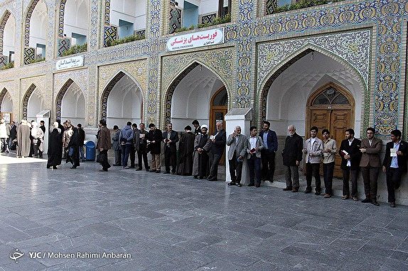 رئیس جمهور: امیدواریم انتخابات ۱۴۰۰ الکترونیکی برگزار شود/ حجت الاسلام رئیسی: انتخابات بهترین پادزهر در مقابل توطئه&zwnj;هاست/ وزیر کشور: مردم رأی دادن را به ساعات پایانی موکول نکنند