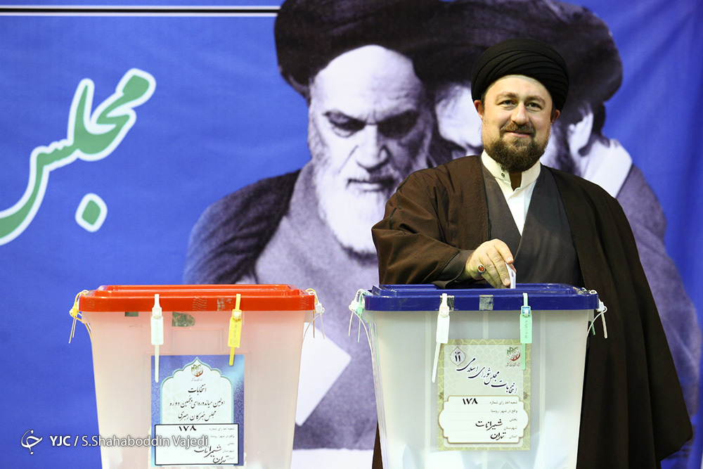 رئیس جمهور: امیدواریم انتخابات ۱۴۰۰ الکترونیکی برگزار شود/ حجت الاسلام رئیسی: انتخابات بهترین پادزهر در مقابل توطئه&zwnj;هاست/ وزیر کشور: مردم رأی دادن را به ساعات پایانی موکول نکنند +تصاویر