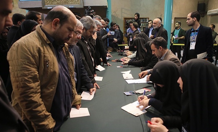تاکنون ۹۰ هزار ایلامی پای صندوق رای حضور یافته&zwnj;اند