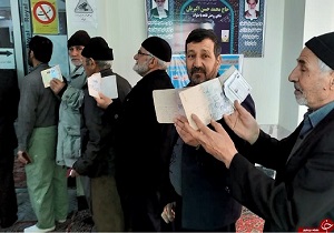 شرکت در انتخابات پاسخی به تحریم‌ها و تهدید‌های دشمنان ایران