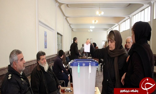 انتخابات مجلس؛ حضور مردم آذربایجان شرقی پای صندوق&zwnj;های رای/شبکه&zwnj;های معاند با بهانه ویروس کرونا علیه انتخابات تبلیغ می&zwnj;کنند