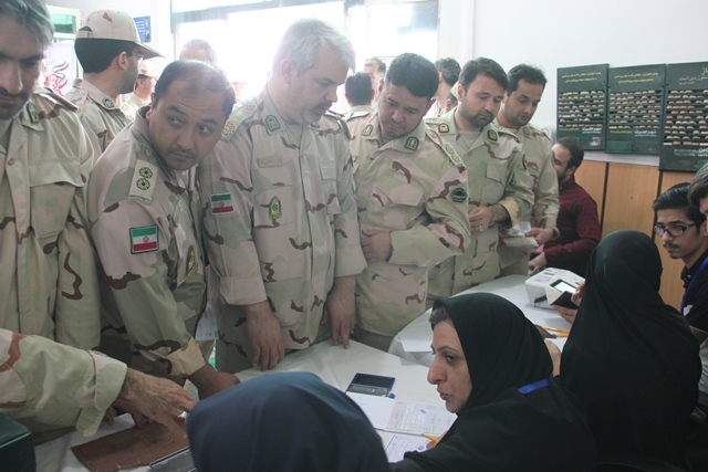 شرکت در انتخابات پشتیبانی از ولایت فقیه/حضور کارکنان ستاد مرزبانی خراسان رضوی در انتخابات