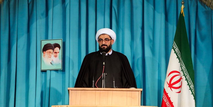 حضور در انتخابات به معنای تأیید عملکرد بد برخی مسئولان نیست