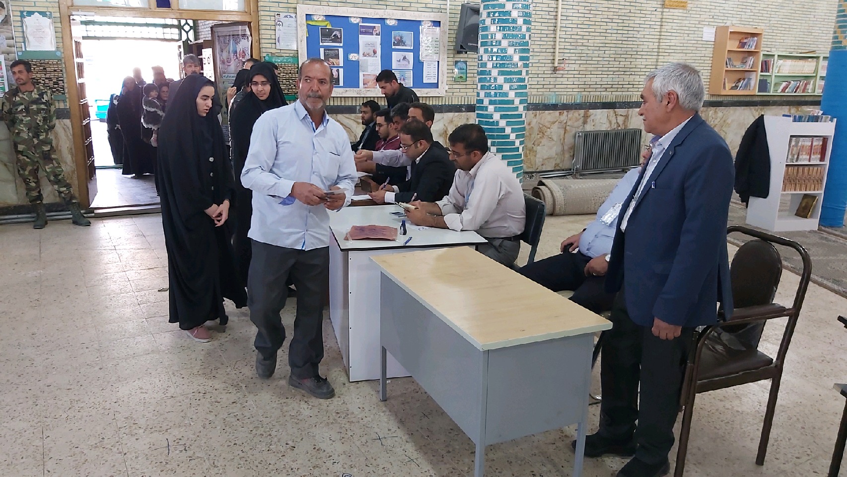 یازدهمین دوره انتخابات مجلس شورای اسلامی در شهرستانهای کرمان+ تصاویر یازدهمین دوره انتخابات مجلس شورای اسلامی در شهرستانهای کرمان+ تصاویر