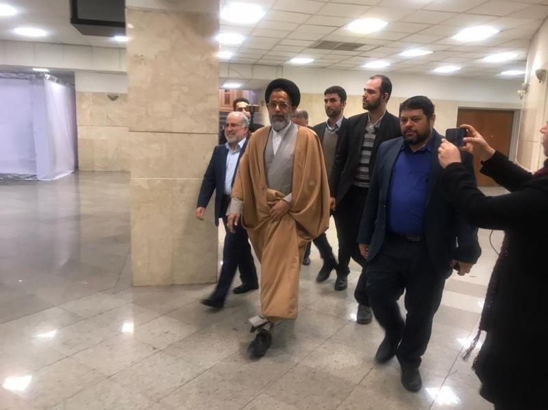 رئیس جمهور: امیدواریم انتخابات ۱۴۰۰ الکترونیکی برگزار شود/ حجت الاسلام رئیسی: انتخابات بهترین پادزهر در مقابل توطئه&zwnj;هاست/ موسوی: روند اخذ رای در برخی حوزه&zwnj;های انتخاباتی تا ساعت ۲۰ تمدید شد +فیلم و تصاویر