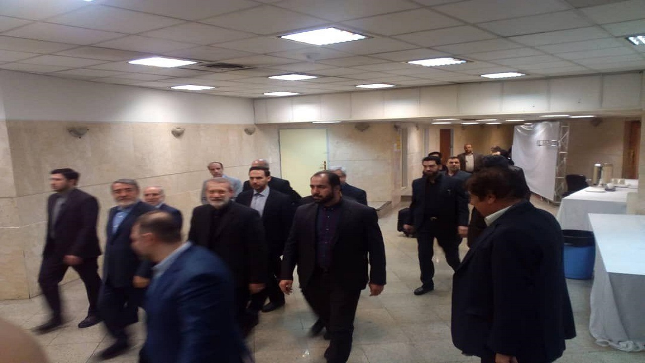 انتخابات تا ساعت ۲۲ تمدید شد/ رئیس قوه قضاییه: انتخابات بهترین پادزهر در مقابل توطئه&zwnj;هاست/ شمخانی: مردم برنده انتخابات هستند +فیلم و تصاویر