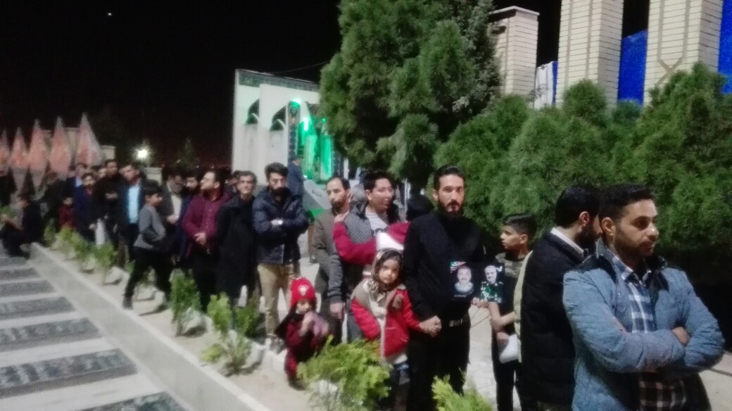 رای&zwnj;دهندگان در جوار آرامگاه حاج قاسم تمامی ندارند