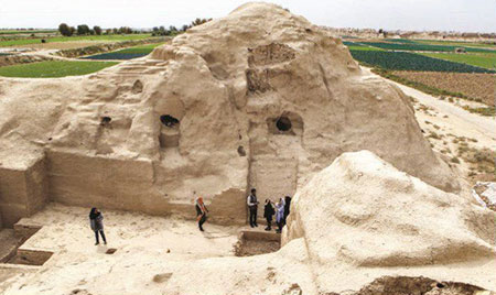 قلعه ایرج کجاست؟ + تصاویر