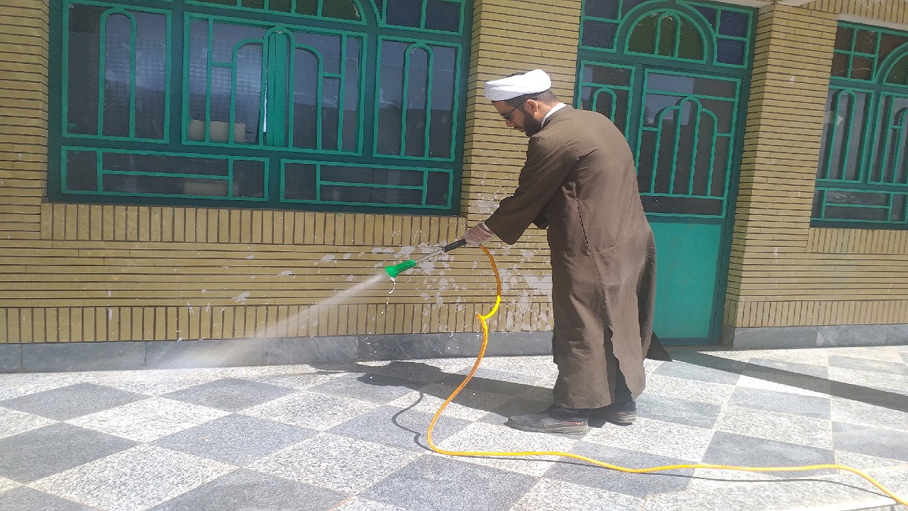 ضدعفونی محلات شوسف از ویروس کرونا