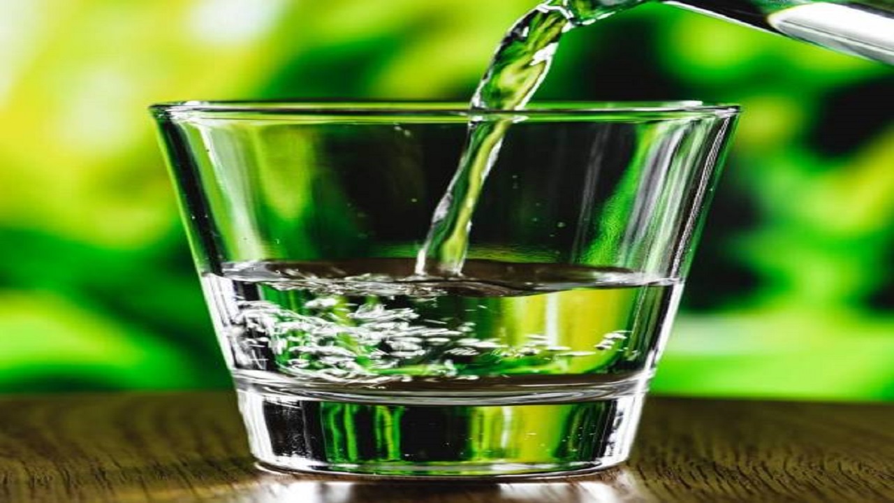 روش آسان برای لاغری شکم با آب گرم
