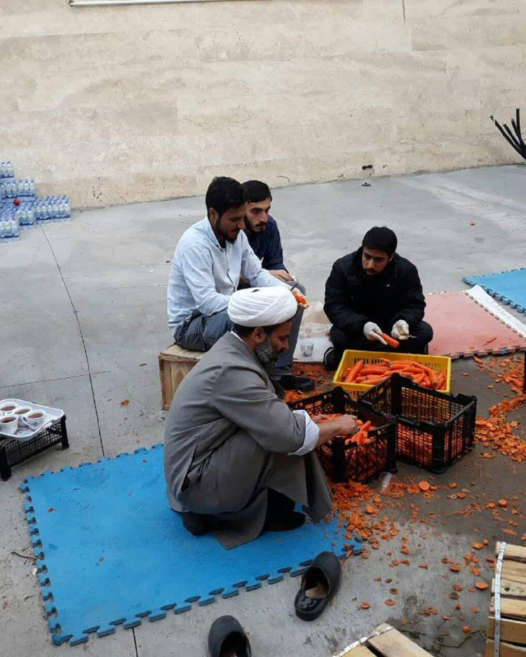 حضور اساتید و طلاب حوزه علمیه در بیمارستان&zwnj;ها و درمانگاه&zwnj;ها