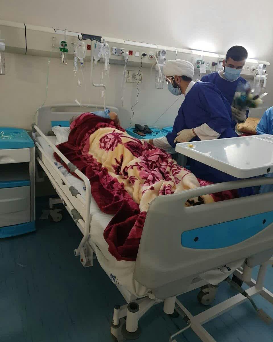 حضور اساتید و طلاب حوزه علمیه در بیمارستان&zwnj;ها و درمانگاه&zwnj;ها
