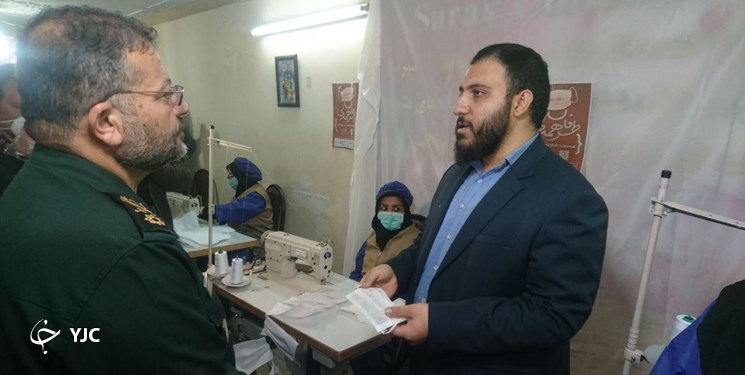 بازدید سردار سلیمانی از کارگاه دوخت ماسک گروه&zwnj;های جهادی