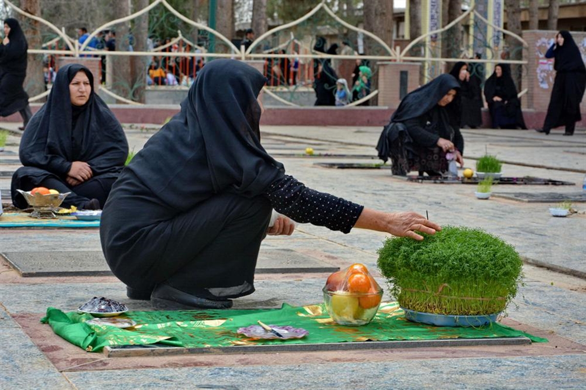 لغو مراسم پنجشنبه پایان سال و تحویل سال برای کنترل کرونا