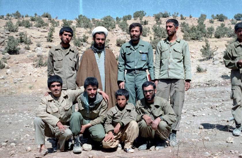 شهیدی که حکم جهادش را از دست رهبر انقلاب گرفت + تصاویر