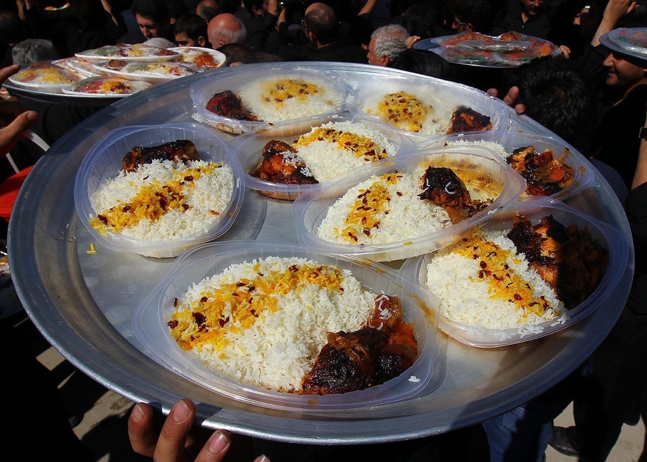 ممنوعیت توزیع نذورات خوراکی تا اطلاع ثانوی