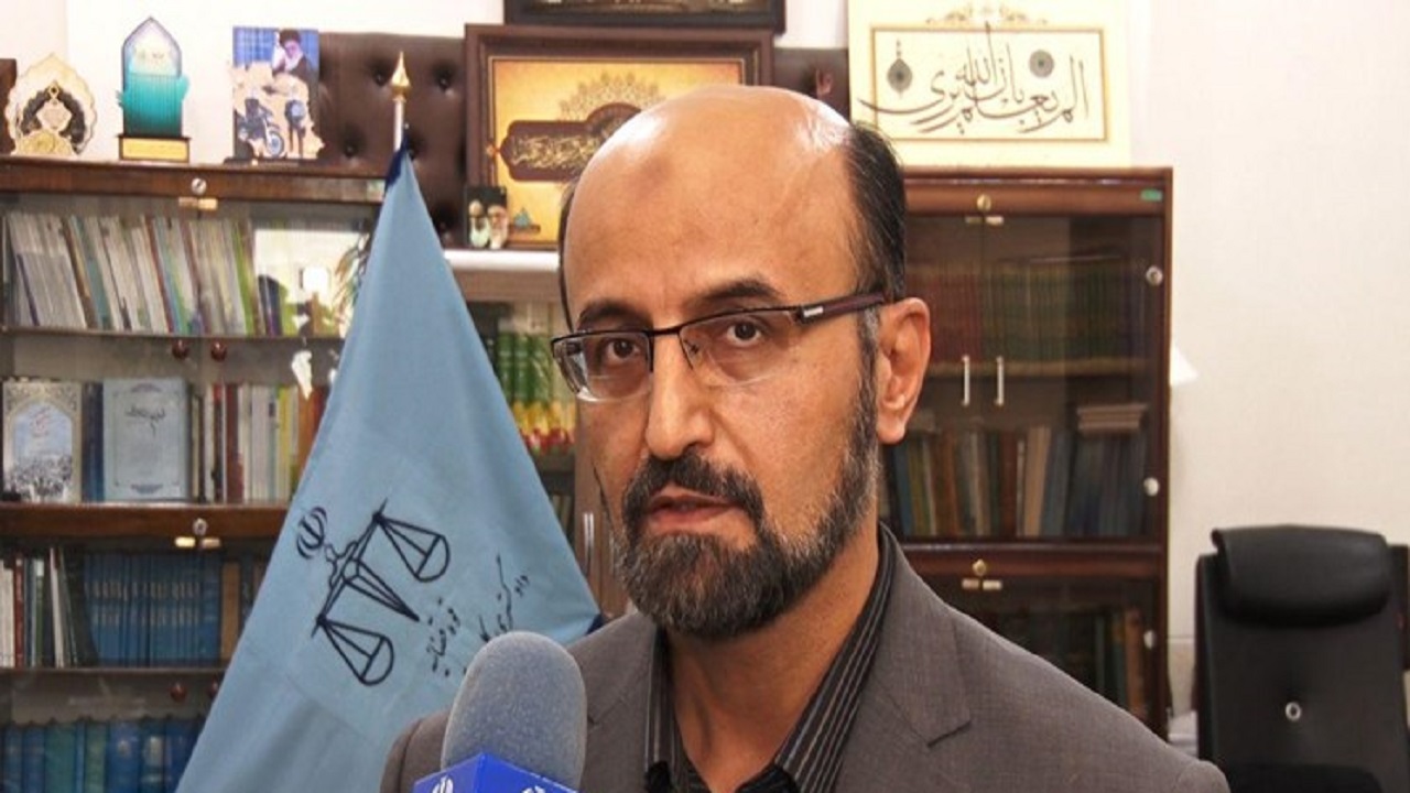 برخورد دادستانی اصفهان با افراد کلید به دست