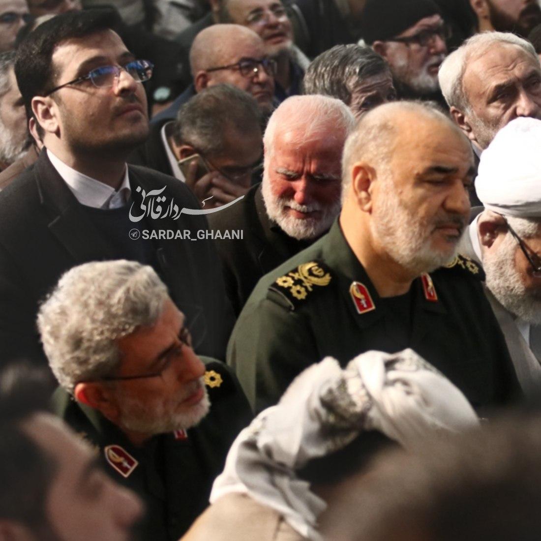 سردار قاآنی و پدر شهید پاشاپور در یک قاب