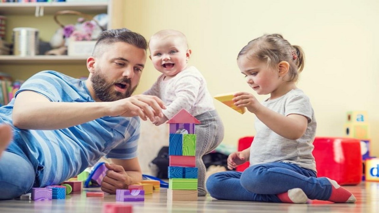 چند پیشنهاد برای سرگرم کردن کودکان در روز‌های مقابله با کرونا