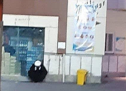 روضه خوانی و عرض تسلیت به طلبه جهادگری که همسر باردارش را از دست داد