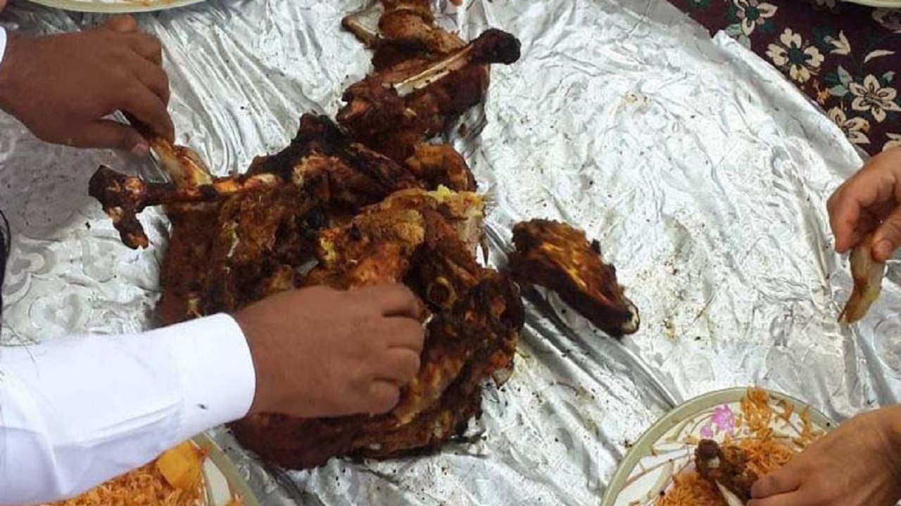 روش پخت تنورچه بلوچی