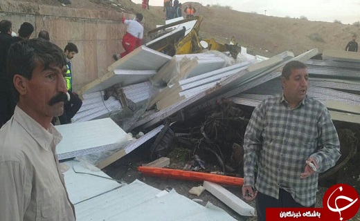 تصادف مرگبار در اتوبان ساوه به سلفچگان+تصاویر تصادف مرگبار در اتوبان ساوه به سلفچگان+تصاویر