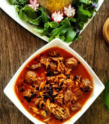 طرز تهیه خورش خلال بادام کرمانشاهی