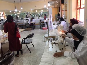 کارگاه عبابافی، ماسک تولید می&zwnj;کند