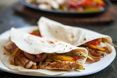 آموزش آشپزی؛ از طرز تهیه کیک و شیرینی&zwnj;های خاص تا پخت انواع نان و غذاهای بی&zwnj;نظیر + تصاویر