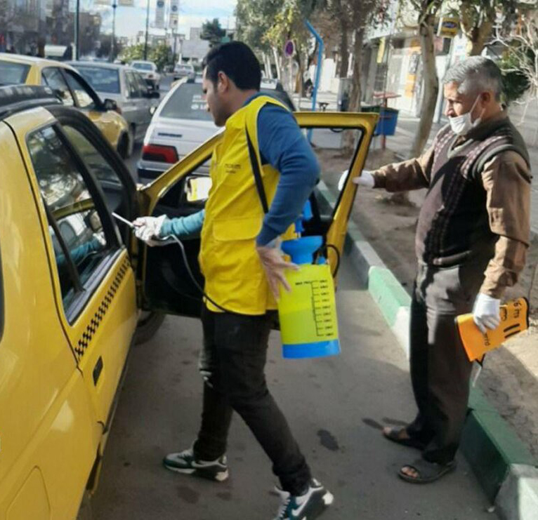ضدعفونی خودروها در ورودی شهرستان هریس