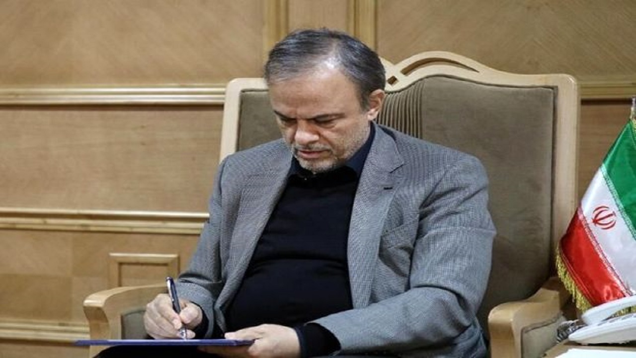 شهرداران در خط مقدم خدمت‌رسانی به مردم قرار دارند