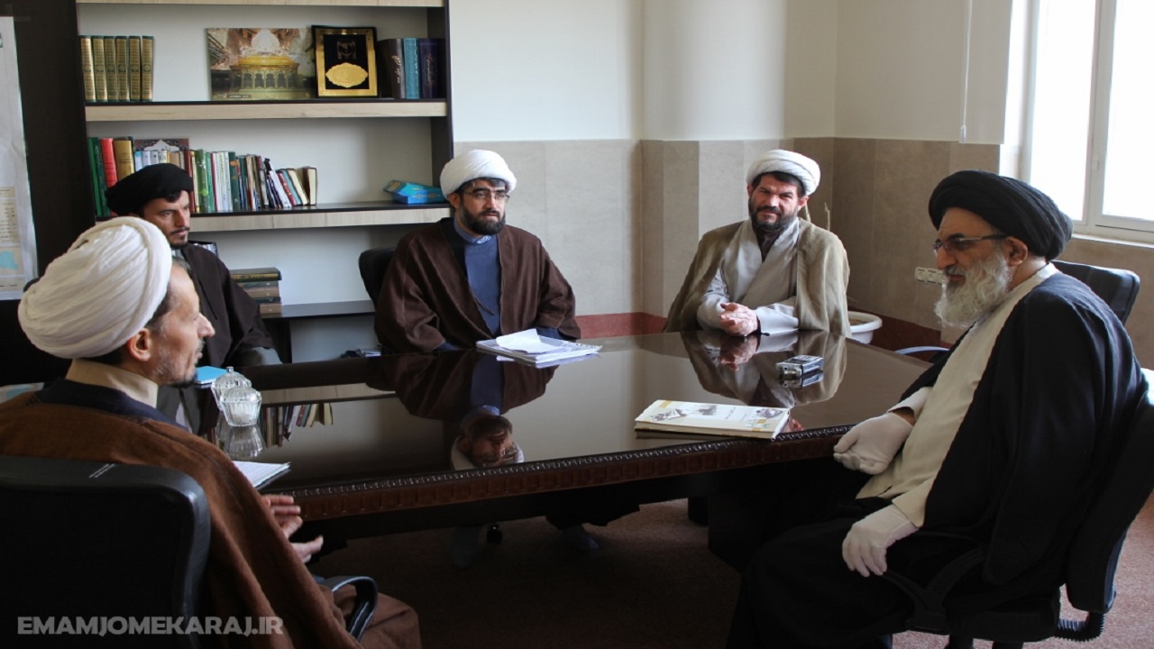 مساجد کمیتههایی برای کمک نیازمندان تشکیل دهند / اولیاء و ائمه مساجد در امر خدمترسانی به مردم فعالانه شرکت کنند