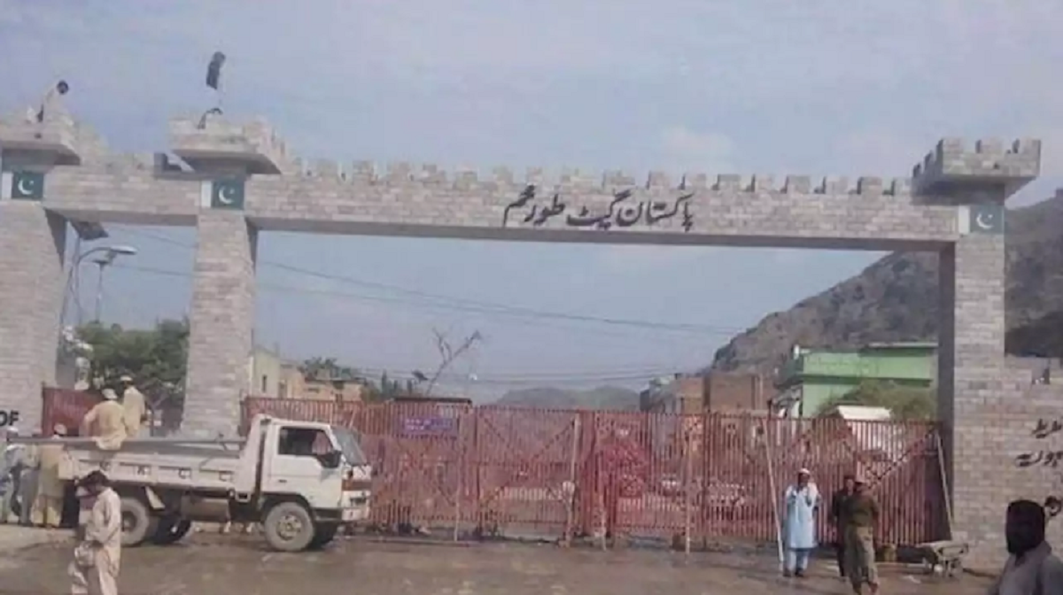 پاکستان برای جلوگیری از شیوع ویروس کرونا مرز تورخم را مسدود کرد