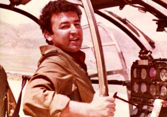 خلبانی که به دلیل بمباران نکردن ایرانیها اعدام شد خلبانی که به دلیل بمباران نکردن ایرانیها اعدام شد