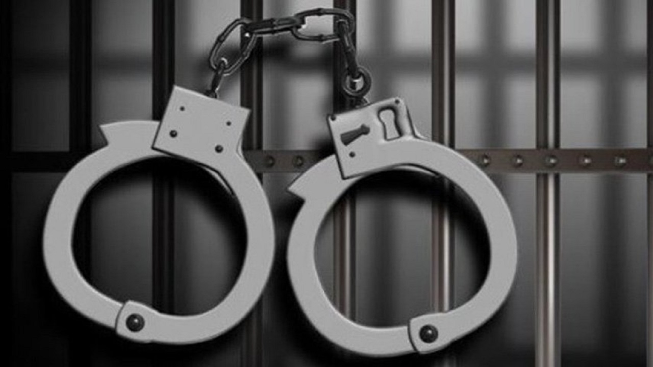 علاقه به پلیس شدن، کار دست زن آرایشگر داد