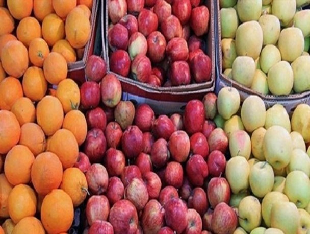 توزیع میوه شب عید در شهرستان مهاباد