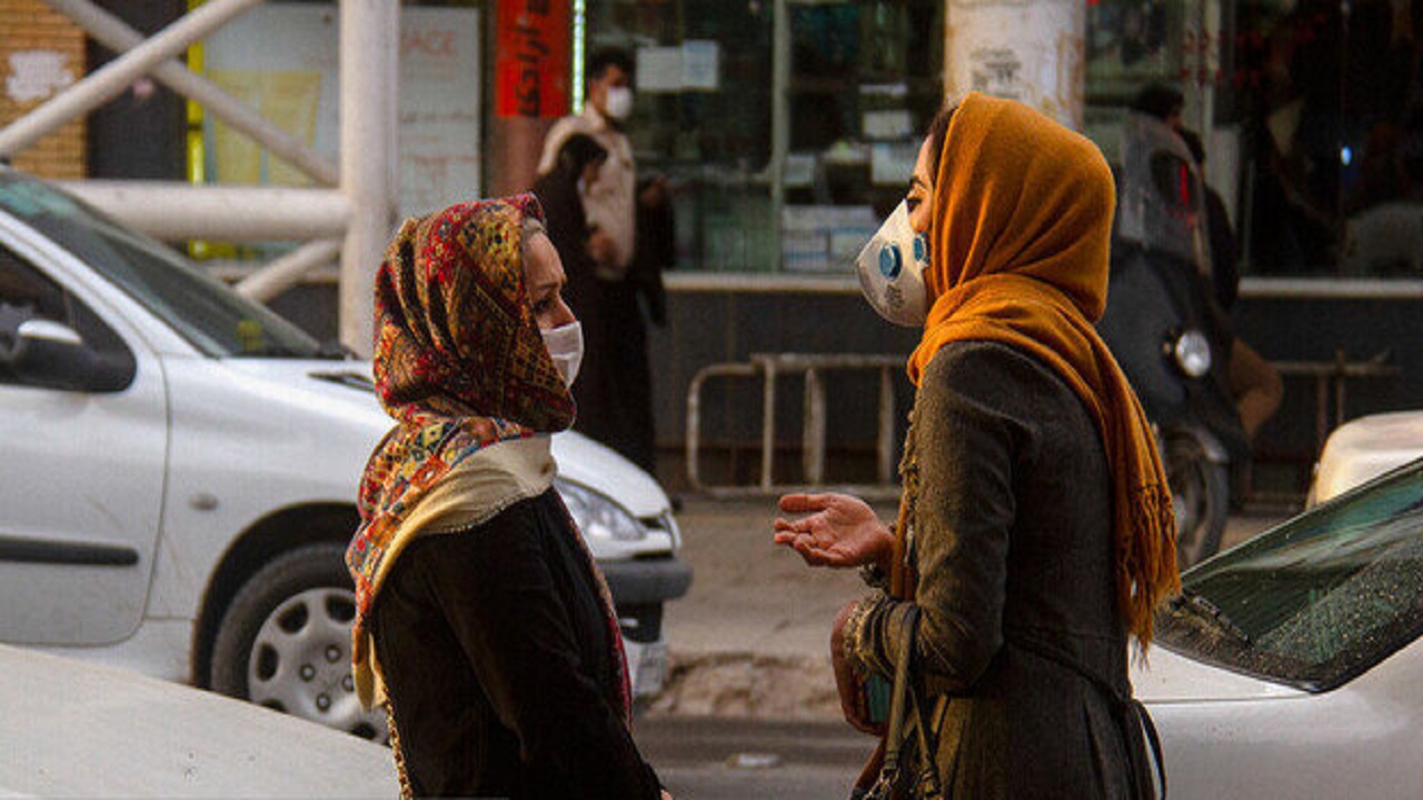 هنگام ورود و خروج از منزل کرونا را جدی بگیرید