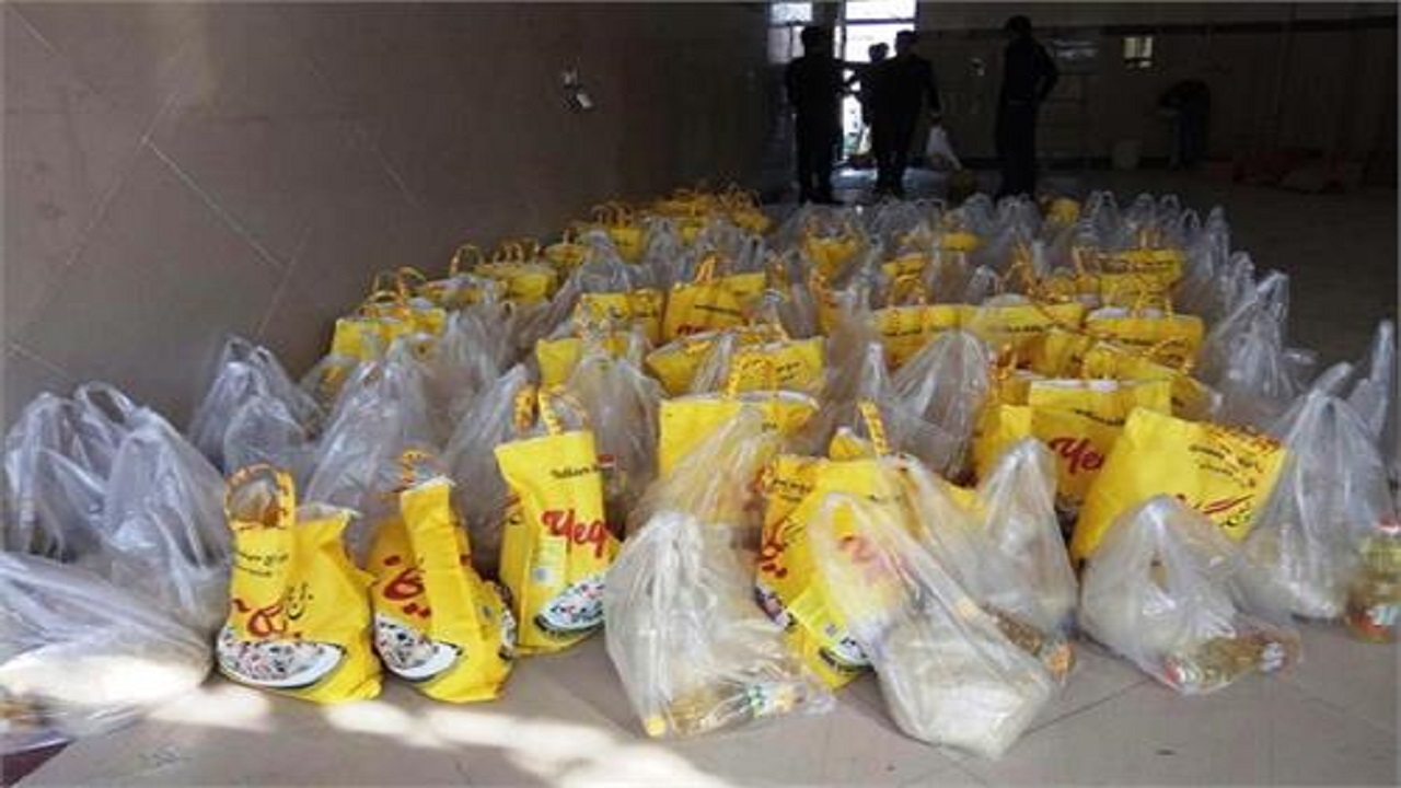 اهدای ۶۲۵ بسته مواد غذایی به مددجویان خرمدشت