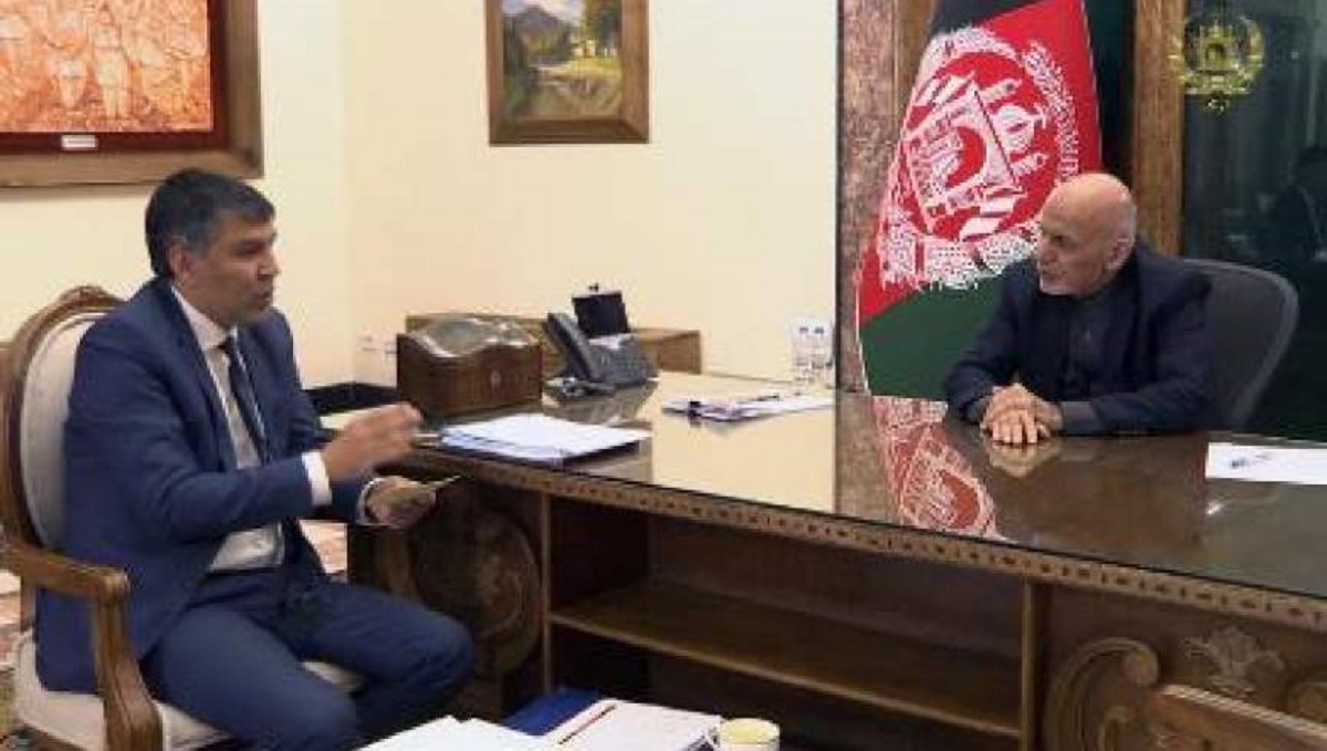 اشرف غنی: تدابیر لازم برای جلوگیری از شیوع ویروس کرونا در نیروهای پلیس اتخاذ شود