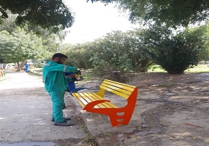 رنگ آمیزی مبلمان شهری و تاسیسات شهری از سوی شهرداری اهواز