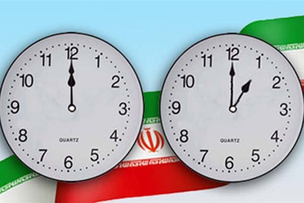 ساعت رسمی کشور فردا، یک ساعت به جلو کشیده می شود