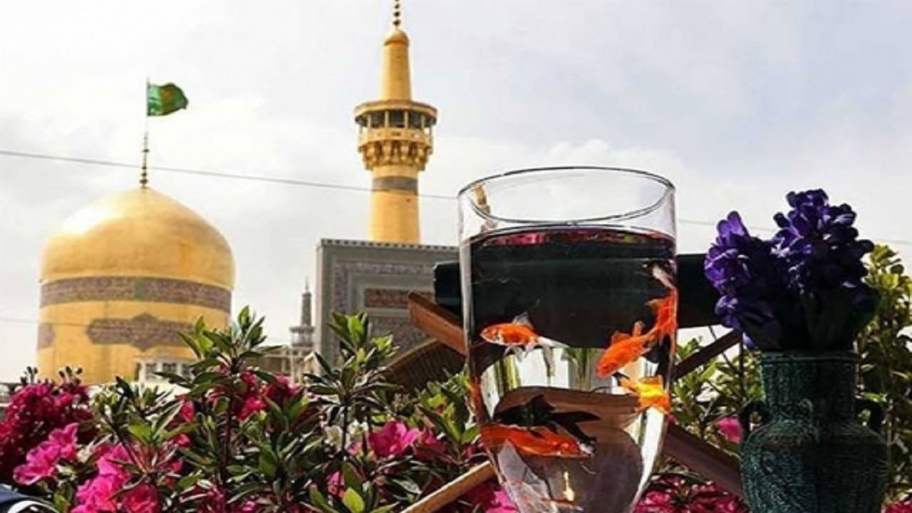 عرض ارادت در تحویل سال به امام رضا (ع) از منزل/ مسیر‌های منتهی به حرم رضوی بسته است