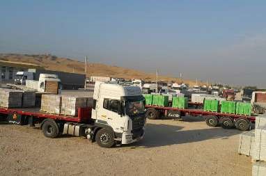 ازدحام کامیون‌ها در مرز مهران