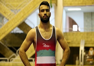 بازگشت قهرمان کشتی آسیا به قم