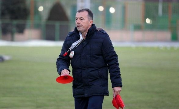 دلیل غیبت سرمربی ذوب آهن مشخص شد