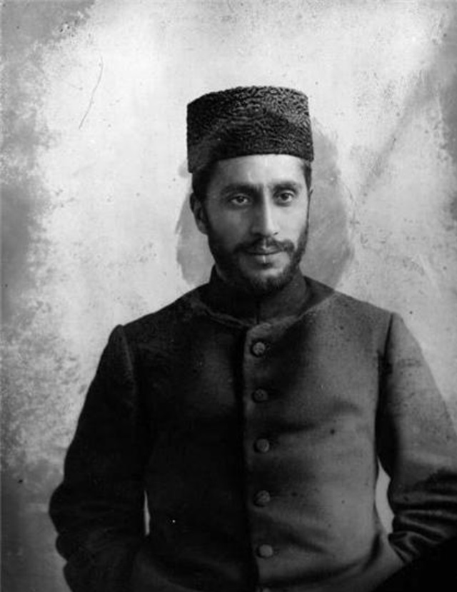 پالانی که به کمک انگلیس به سلطنت رسید