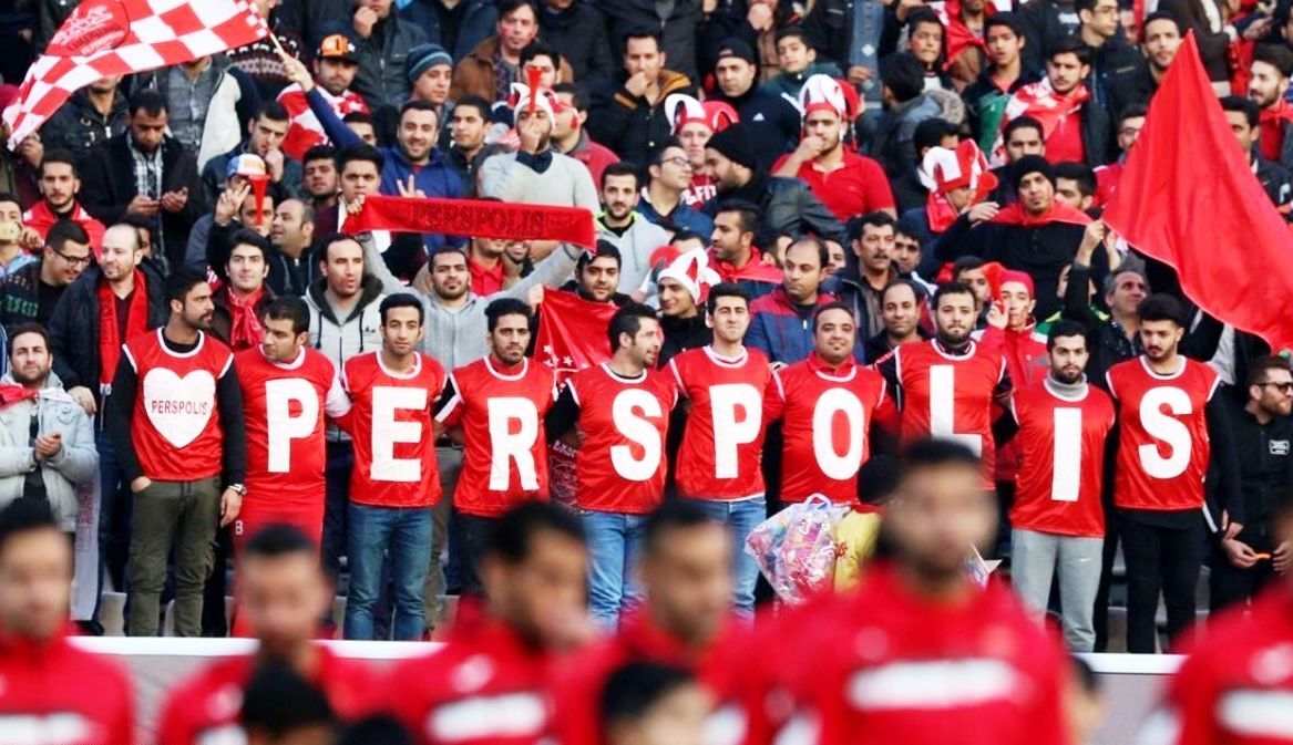 درگیری مقابل هتل سرخپوشان پیش از دیدار با سپاهان