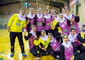 دختران کازرونی بدنبال یک پیروزی شیرین مقابل نماینده اصفهان دختران کازرونی بدنبال یک پیروزی شیرین مقابل نماینده اصفهان